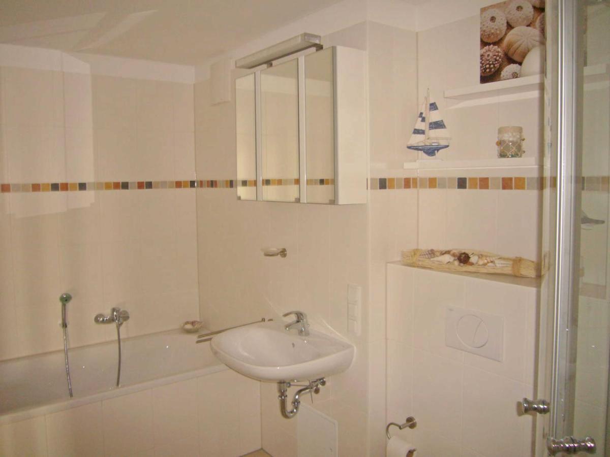 Apartamento Haus Putbus In Altefaehr - Wg 3 Mit Panoramablick Exterior foto